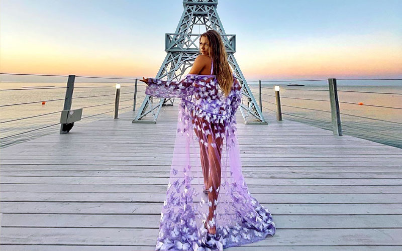 platonic sugar baby in dress walking